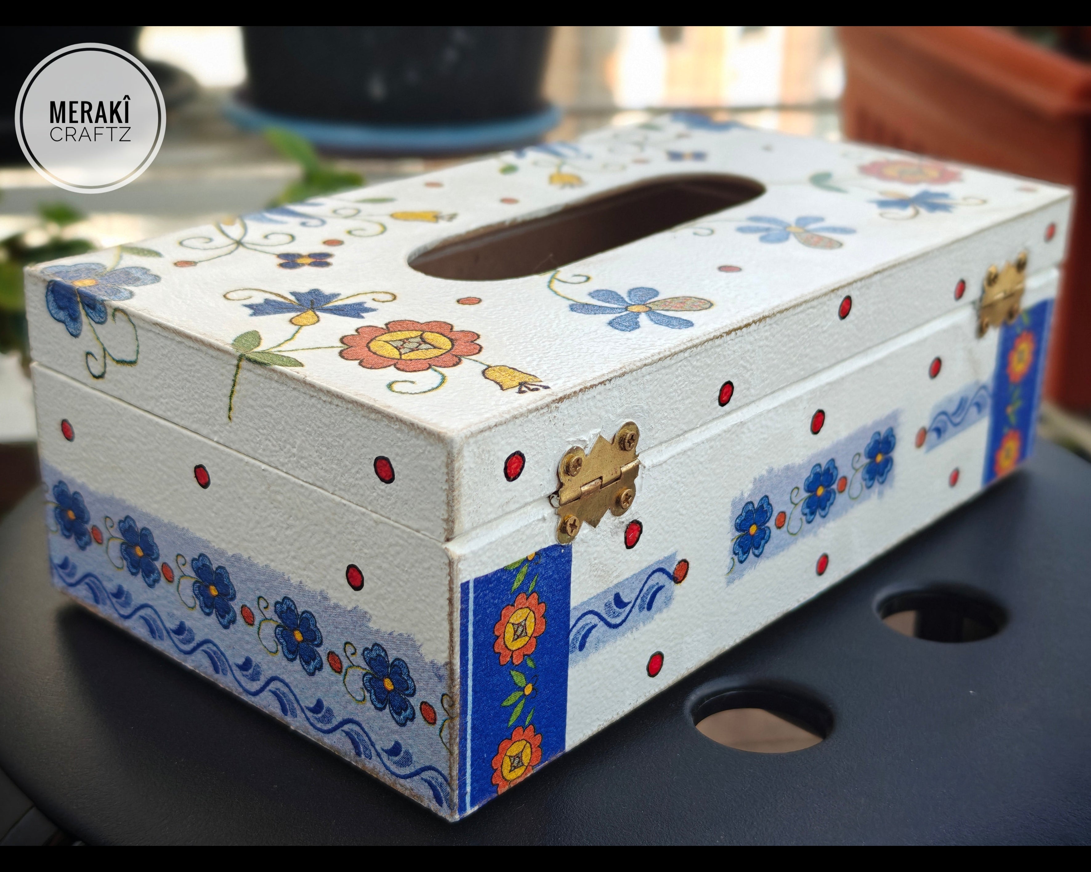 Decoupaged MDF Tissue Box Holder – Folk Floral Blue