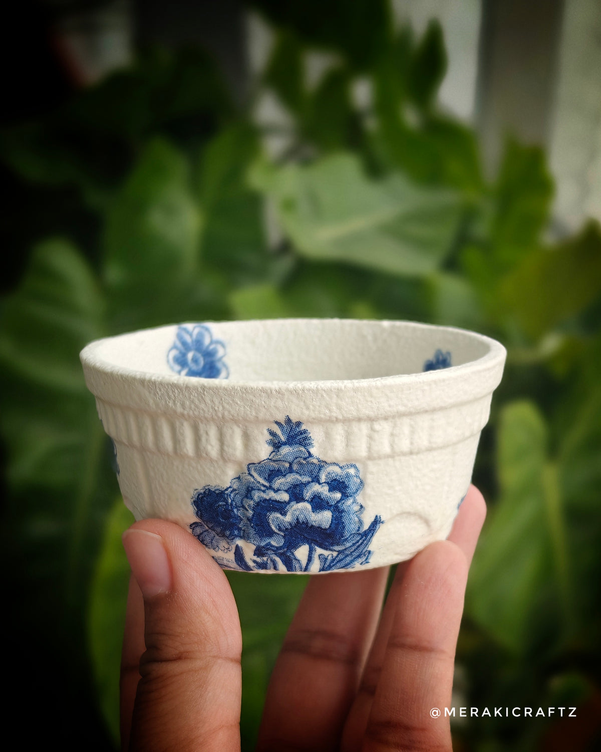 Handcrafted Upcycled Decoupaged Trinket Tray – Indigo Heritage Bloom 1