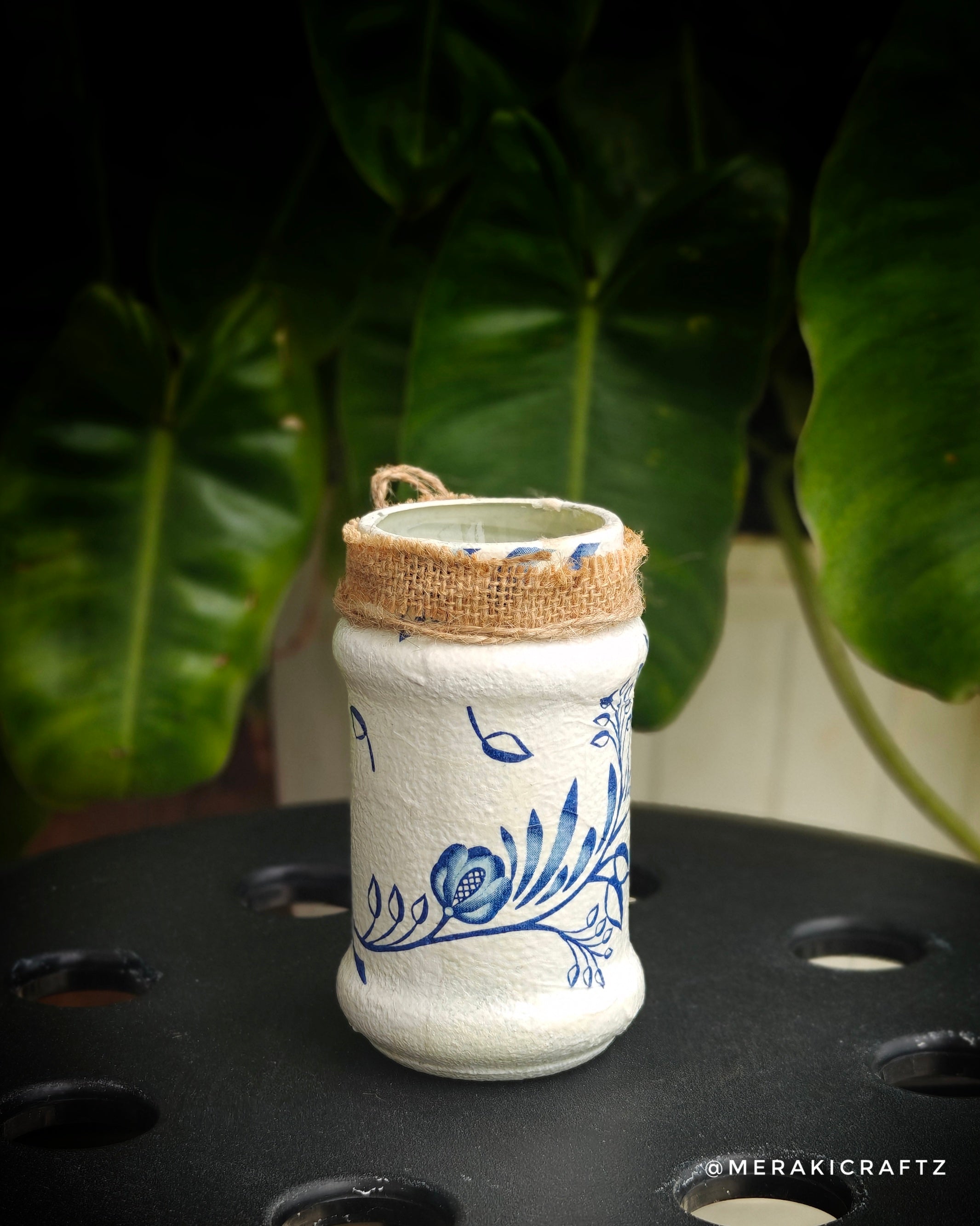 Handcrafted Upcycled Glass Jar – Delft Blue Botanical Charm