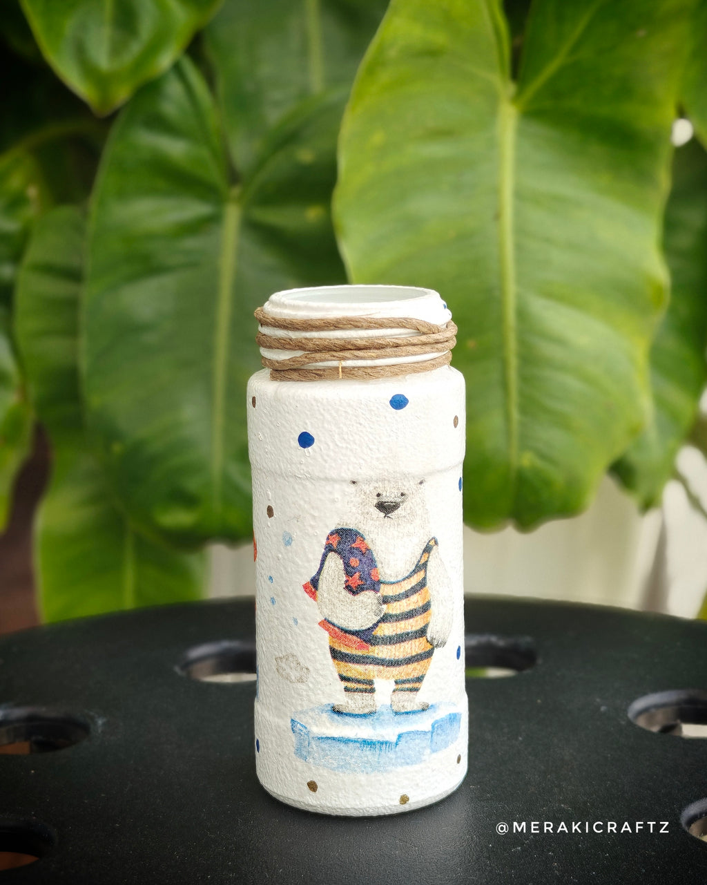 Handcrafted Upcycled Glass Organiser – Polar Bear Winter Wonderland