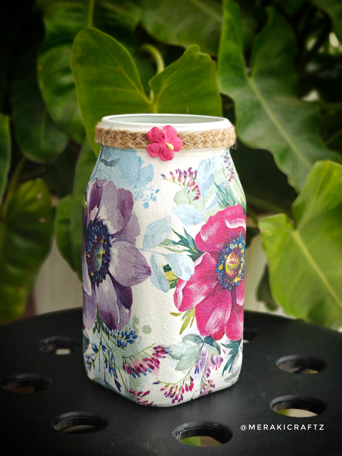 Handcrafted Upcycled Glass Jar – Blooming Garden Charm