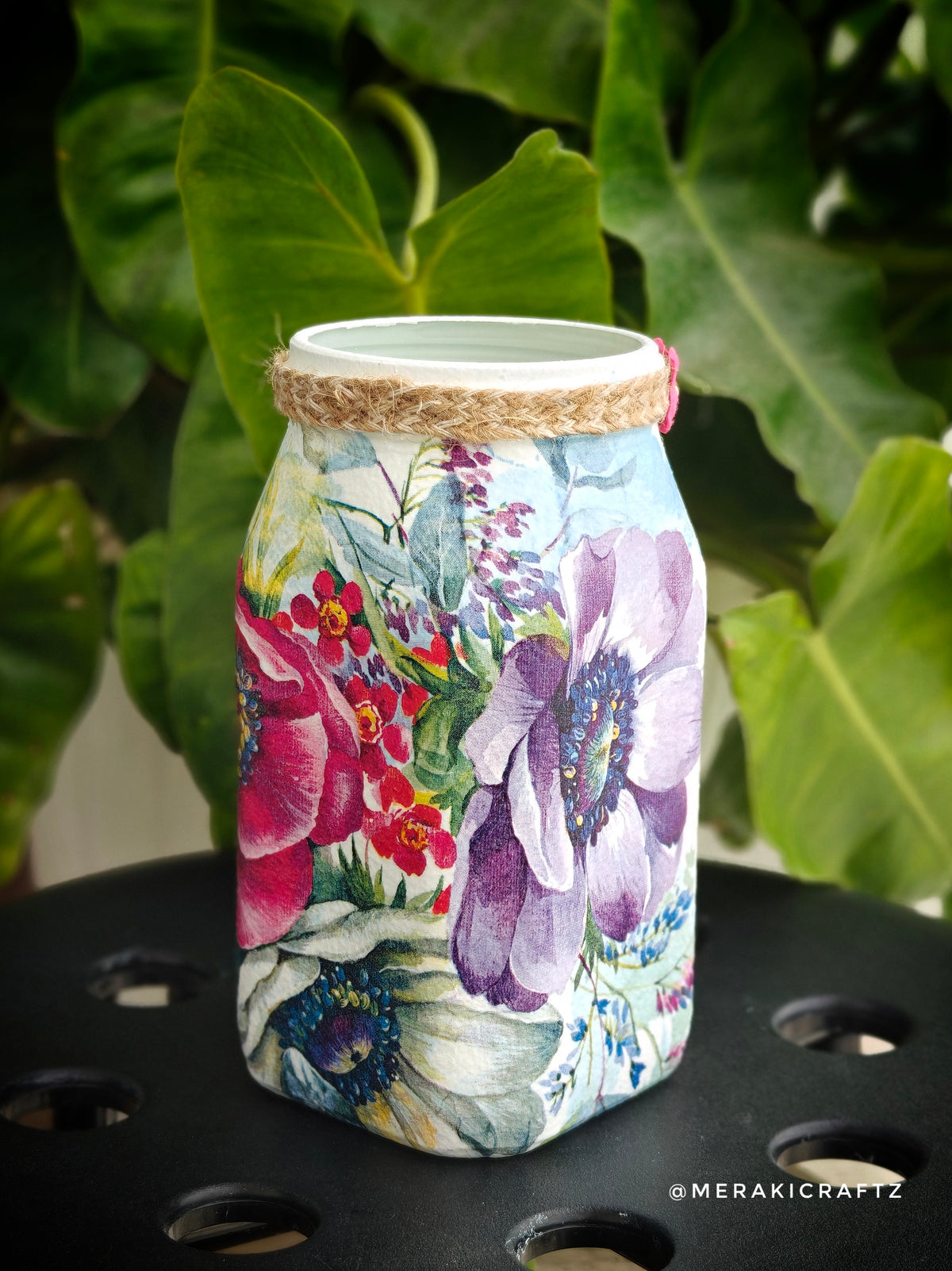 Handcrafted Upcycled Glass Jar – Blooming Garden Charm